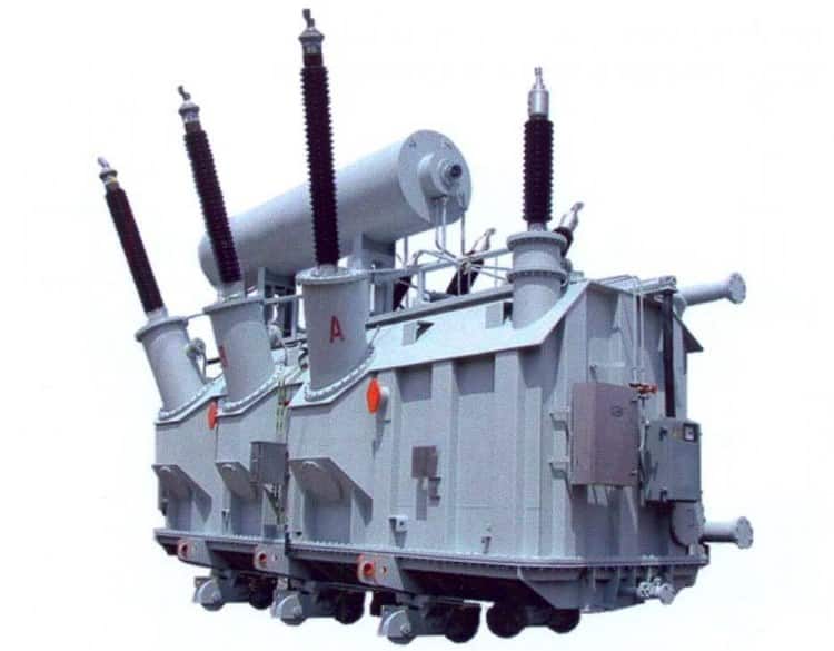 Силовой трансформатор 5-й габаритной группы ТРДЦН-63000/220, вес около 130 тонн